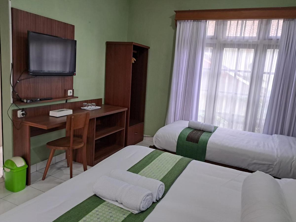 Griya Jene Homestay Syariah Ngabean Dış mekan fotoğraf